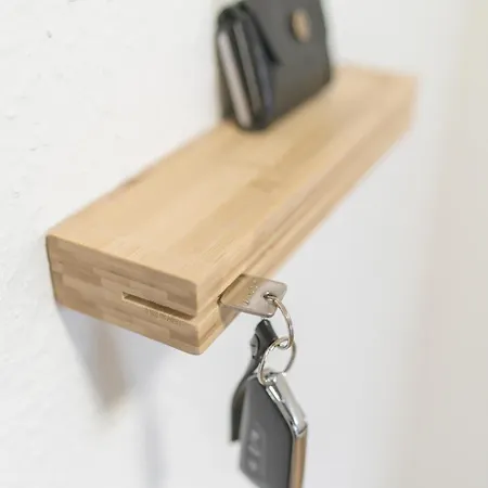 Zentrum - Happyhome - Direkt In Der Porschestrasse, 5 Personen & Kind, 3 Betten