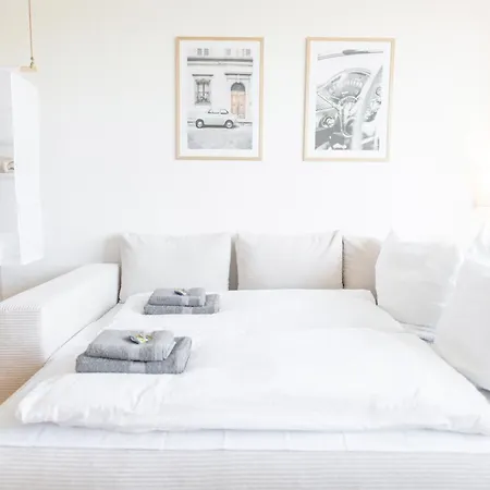 Innenstadt - Happyhome - Direkt In Der Porschestrasse, 5 Personen & Kind, 3 *
