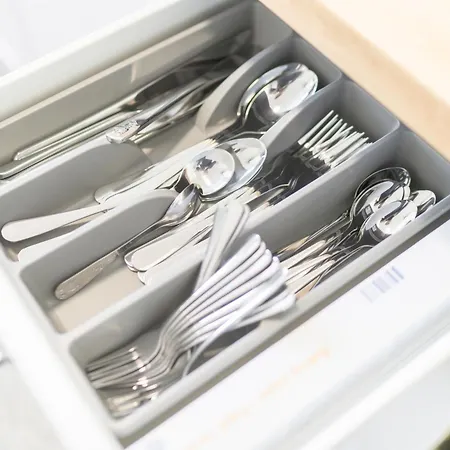 Zentrum - Happyhome - Direkt In Der Porschestrasse, 5 Personen & Kind, 3 Betten * Wolfsbourg