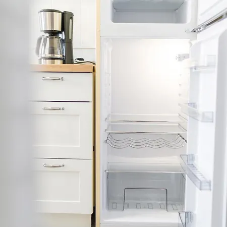 Grosse Fussgaengerzone Mit Parkplatz & Kueche Apartmán