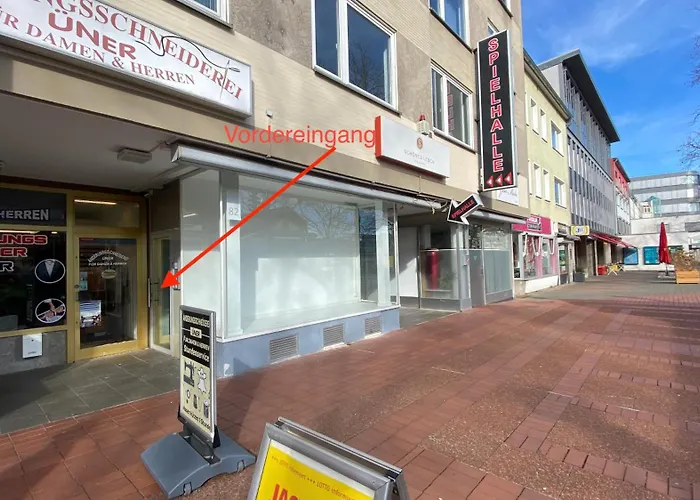 Apartman Zentrum - Happyhome - Direkt In Der Porschestrasse, 5 Personen & Kind, 3 Betten