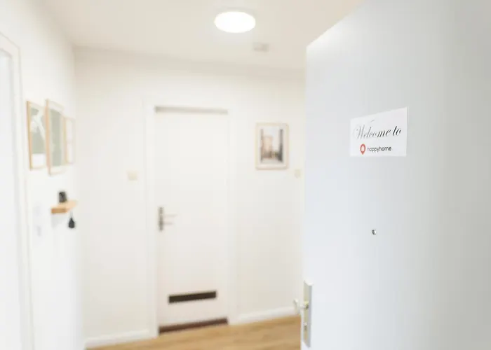 Zentrum - Happyhome - Direkt In Der Porschestrasse, 5 Personen & Kind, 3 Betten Wolfsburg