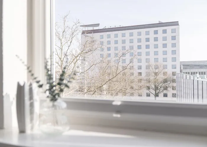 Zentrum - Happyhome - Direkt In Der Porschestrasse, 5 Personen & Kind, 3 Betten Apartman *
