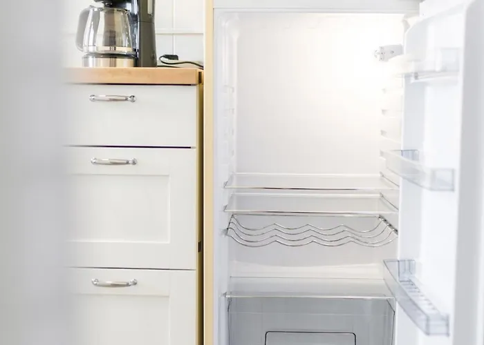 Zentrum - Happyhome - Direkt In Der Porschestrasse, 5 Personen & Kind, 3 Betten Apartman